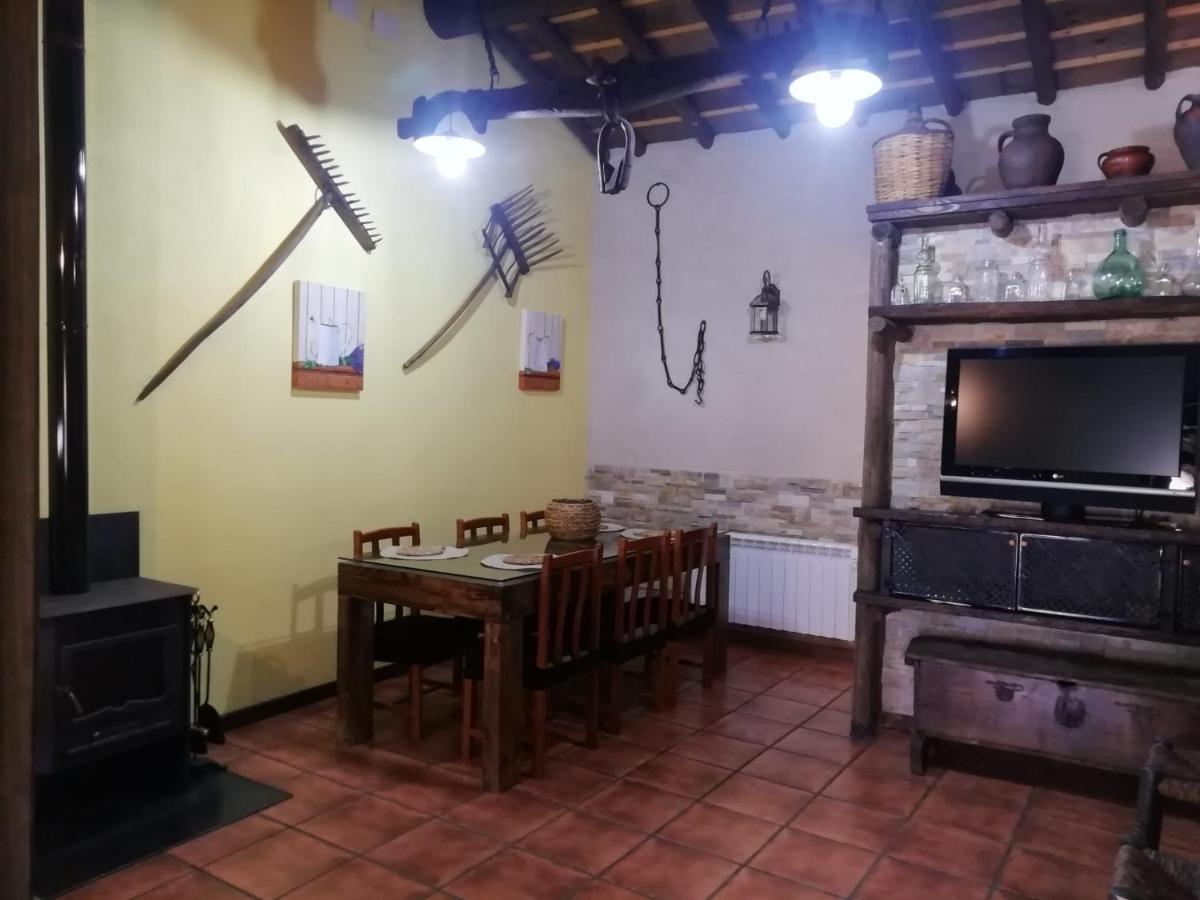 El Molino Apartment Sequeros Exterior photo
